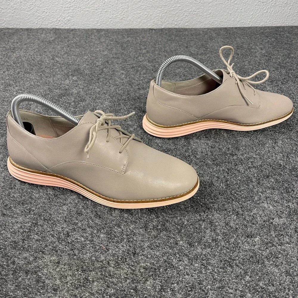 Cole Haan Original Grand Oxford Womens 7.5B Gray Leather Pink Sole Casual W17145